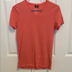 H&M salmon vneck tshirt mens XS